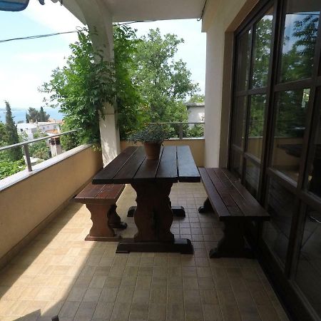 Apartman Stefanija Selce Exterior foto